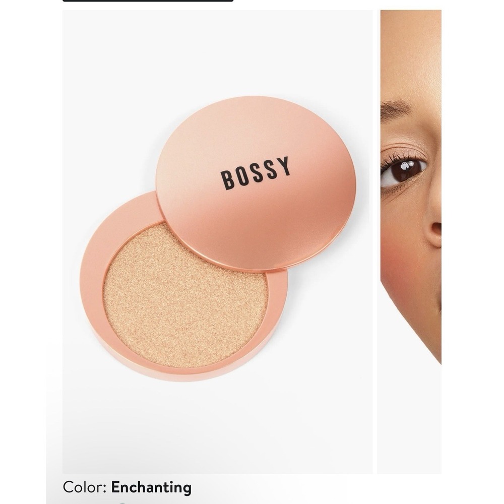 Extremely Bossy by Nature Dazzling Highlighter ENCHANTING. NIB
